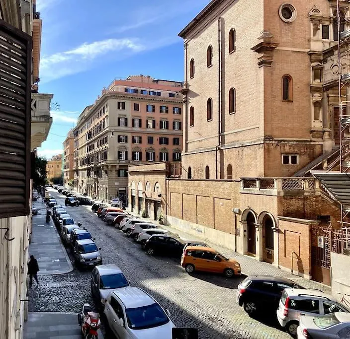 Appartamento Moderno A Due Passi Dal Colosseo Ρώμη